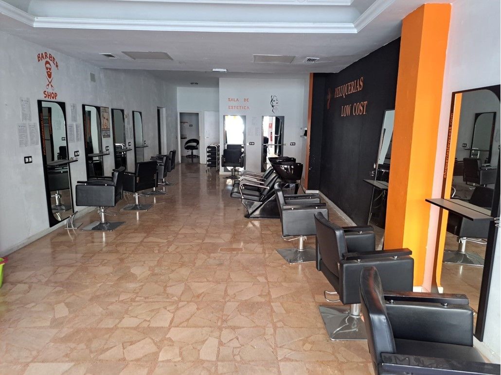 Premises to rent in Roquetas de Mar  with Air Conditioner, Heating and Furnished