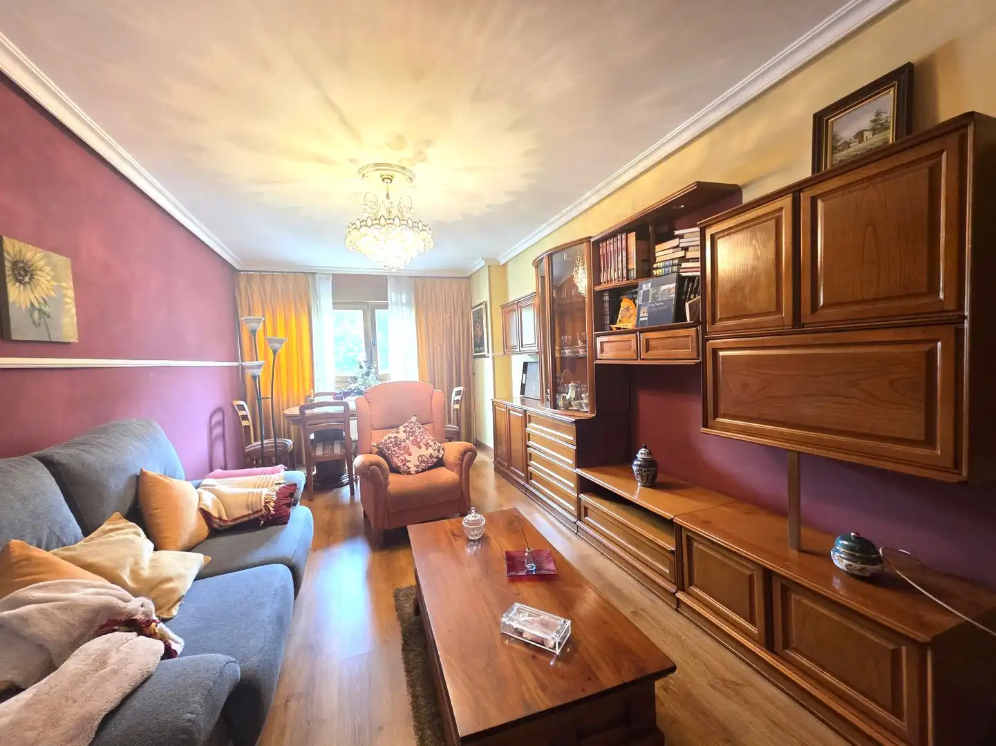 Wohnzimmer von Wohnung zum Verkauf in San Martín del Rey Aurelio mit Heizung, Privatgarten und Parkett