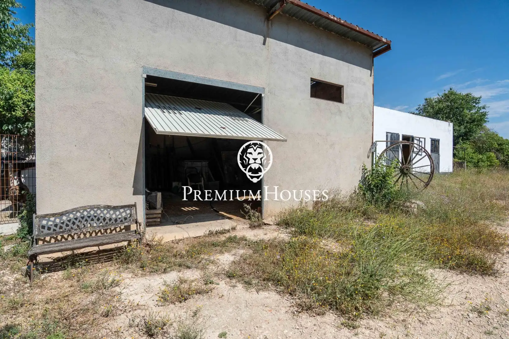 Vista exterior de Finca rústica en venda en Vallmoll amb Calefacció, Terrassa i Traster