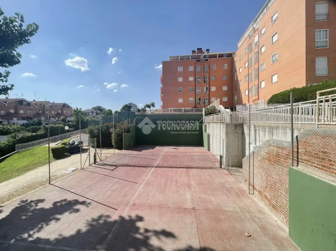 Parking de Piso en venta en Móstoles con Aire acondicionado, Calefacción y Terraza