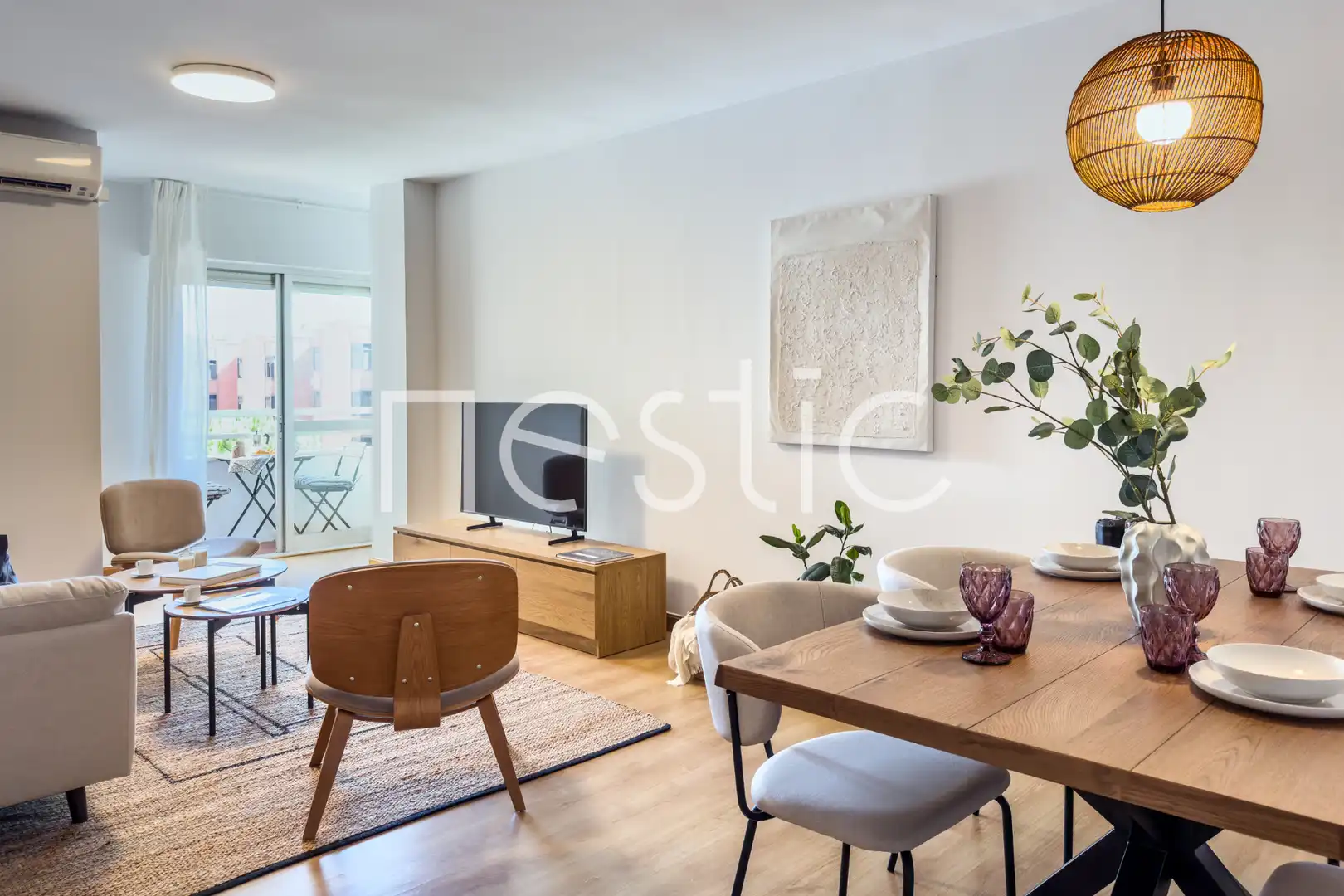 Sala d'estar de Apartament de lloguer en Madrid amb Aire condicionat, Calefacció i Moblat