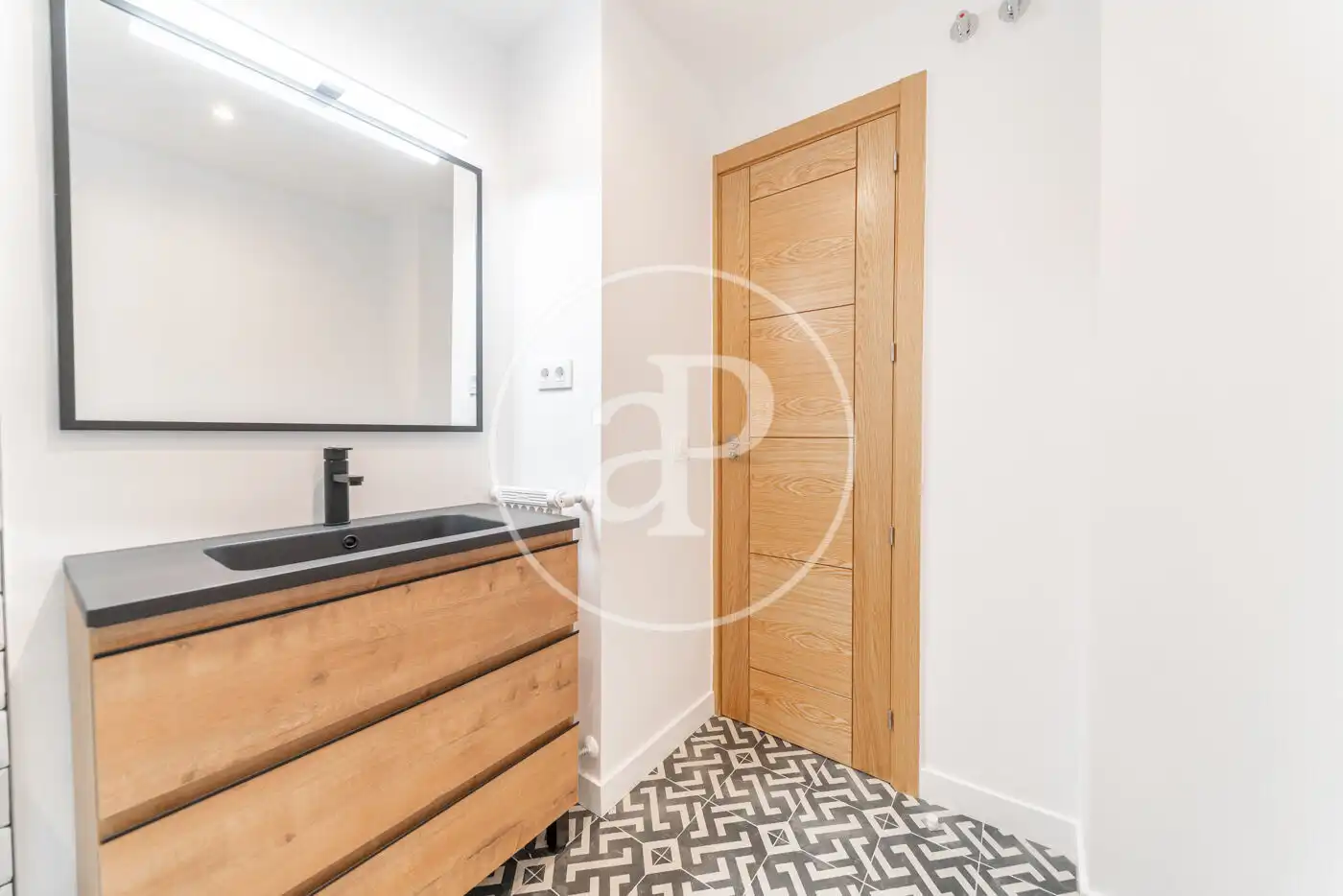 Flat for rent in Calle de Orense, Cuatro Caminos - Azca