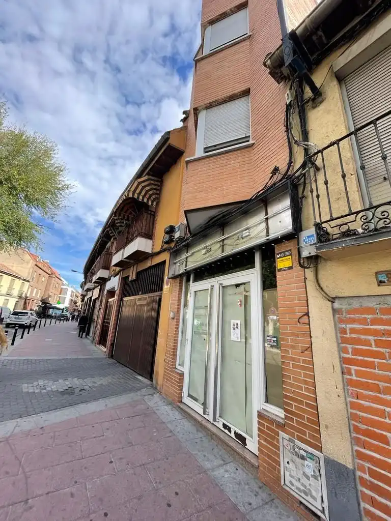 Außenansicht von Büro zum Verkauf in Getafe mit Klimaanlage