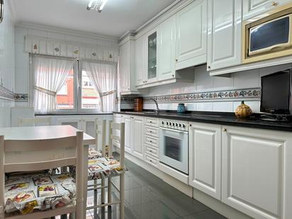 Kitchen of Flat for sale in Gijón   with Heating, Furnished and Oven