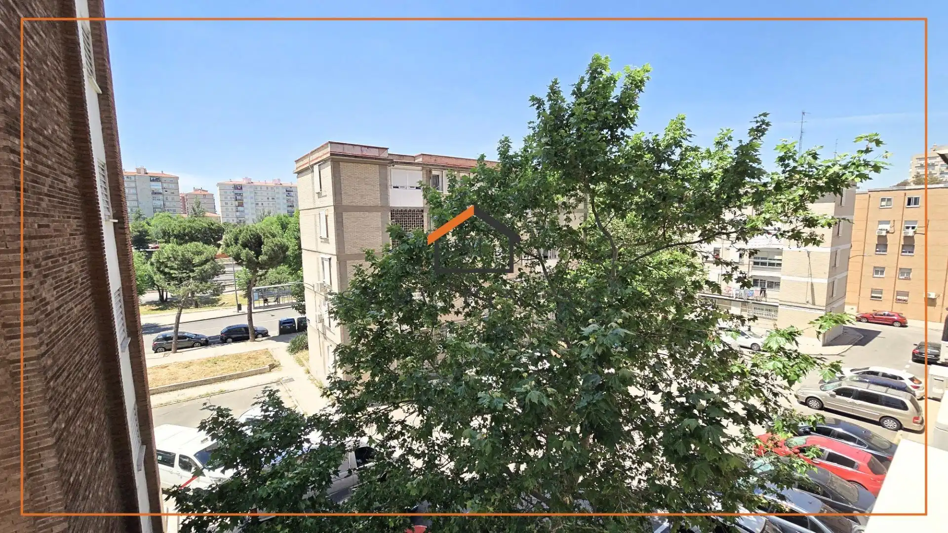 Vista exterior de Dúplex en venta en Madrid con Aire acondicionado, Trastero y Amueblado