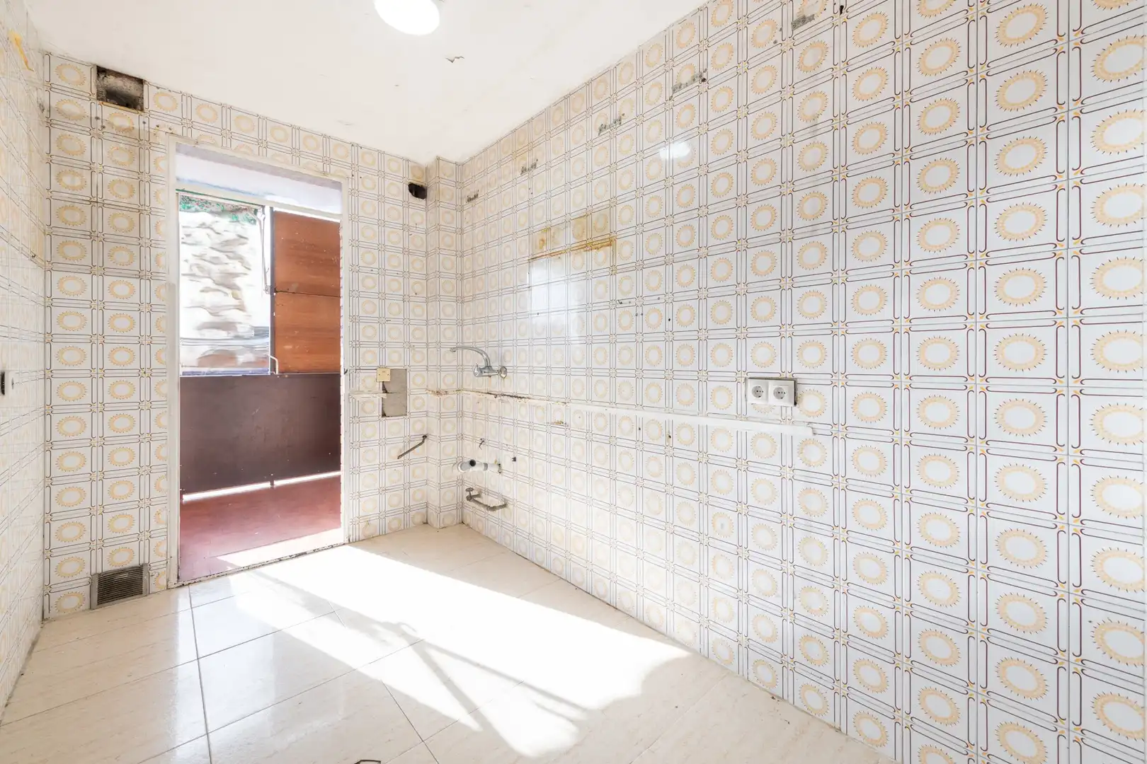 Baño de Piso en venta en Fuenlabrada con Terraza
