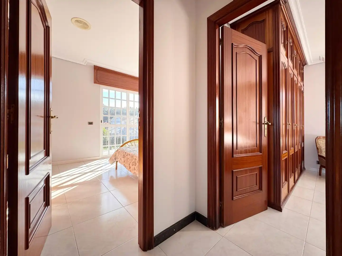 Casa o chalet en venta en Barro con Calefacción, Jardín privado y Terraza
