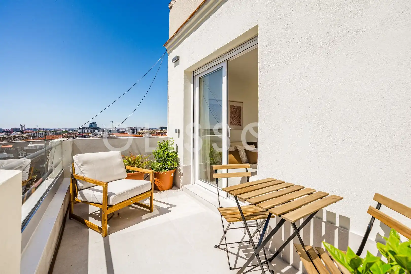 Terraza de Piso en venta en Madrid con Aire acondicionado, Calefacción y Jardín privado