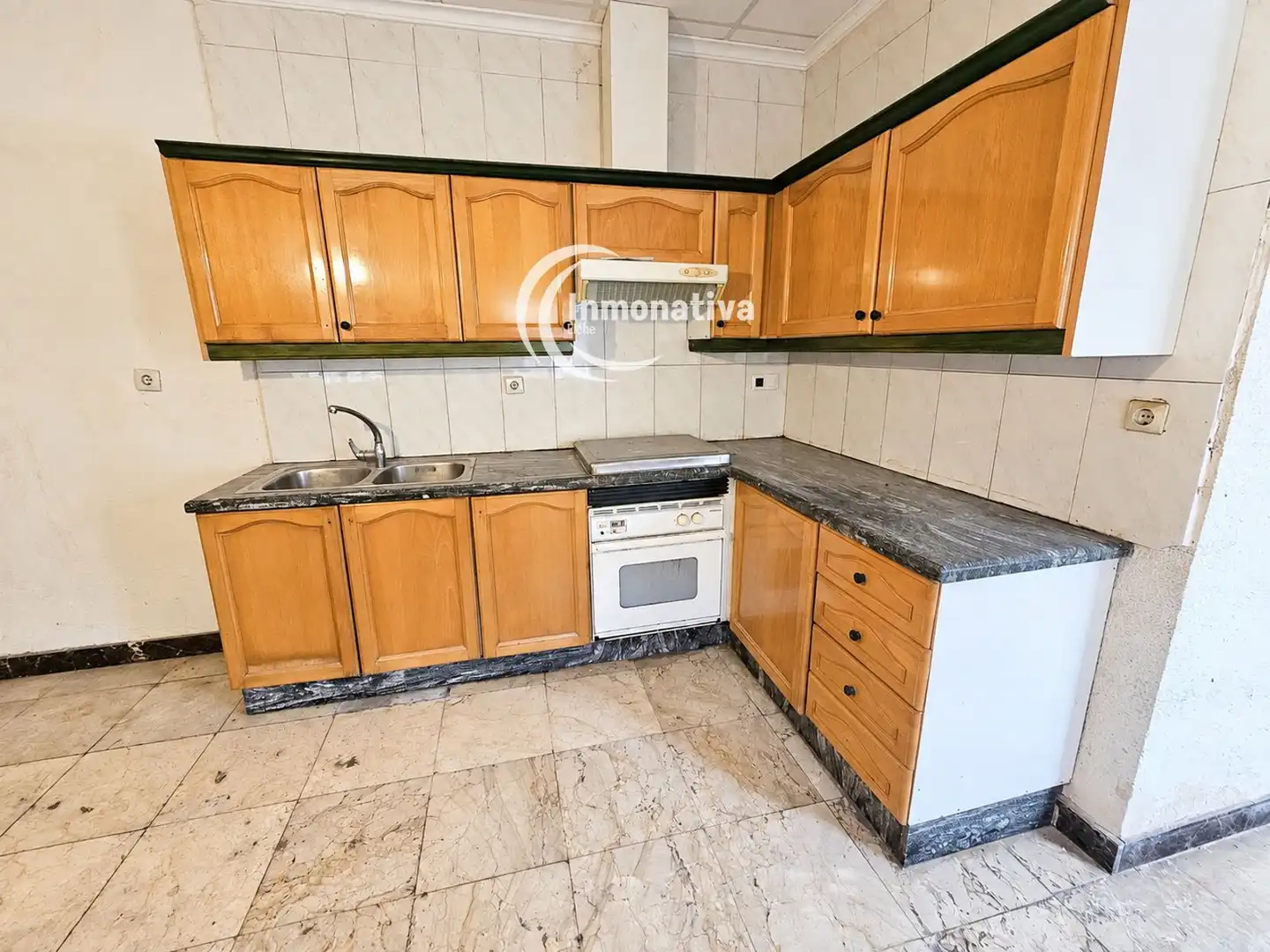 Casa con piscina en venta en Umbria Baja de Algayat, imagen 3