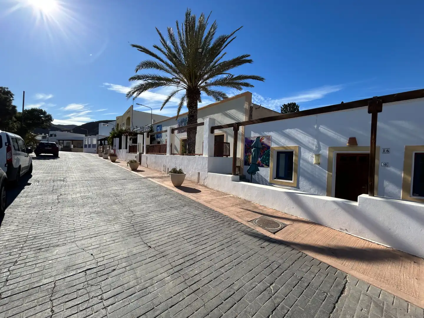 Vista exterior de Casa o xalet en venda en Níjar amb Moblat i Alarma