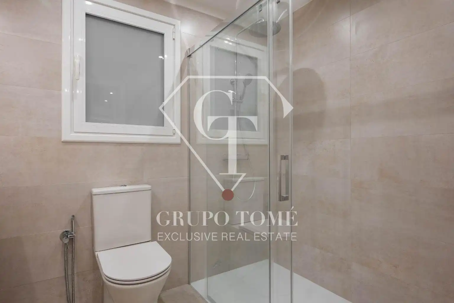 Badezimmer von Wohnung zum Verkauf in Donostia - San Sebastián  mit Heizung und Terrasse