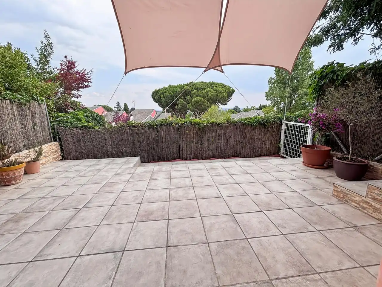Terrassa de Casa o xalet en venda en Collado Mediano amb Aire condicionat, Terrassa i Piscina comunitària