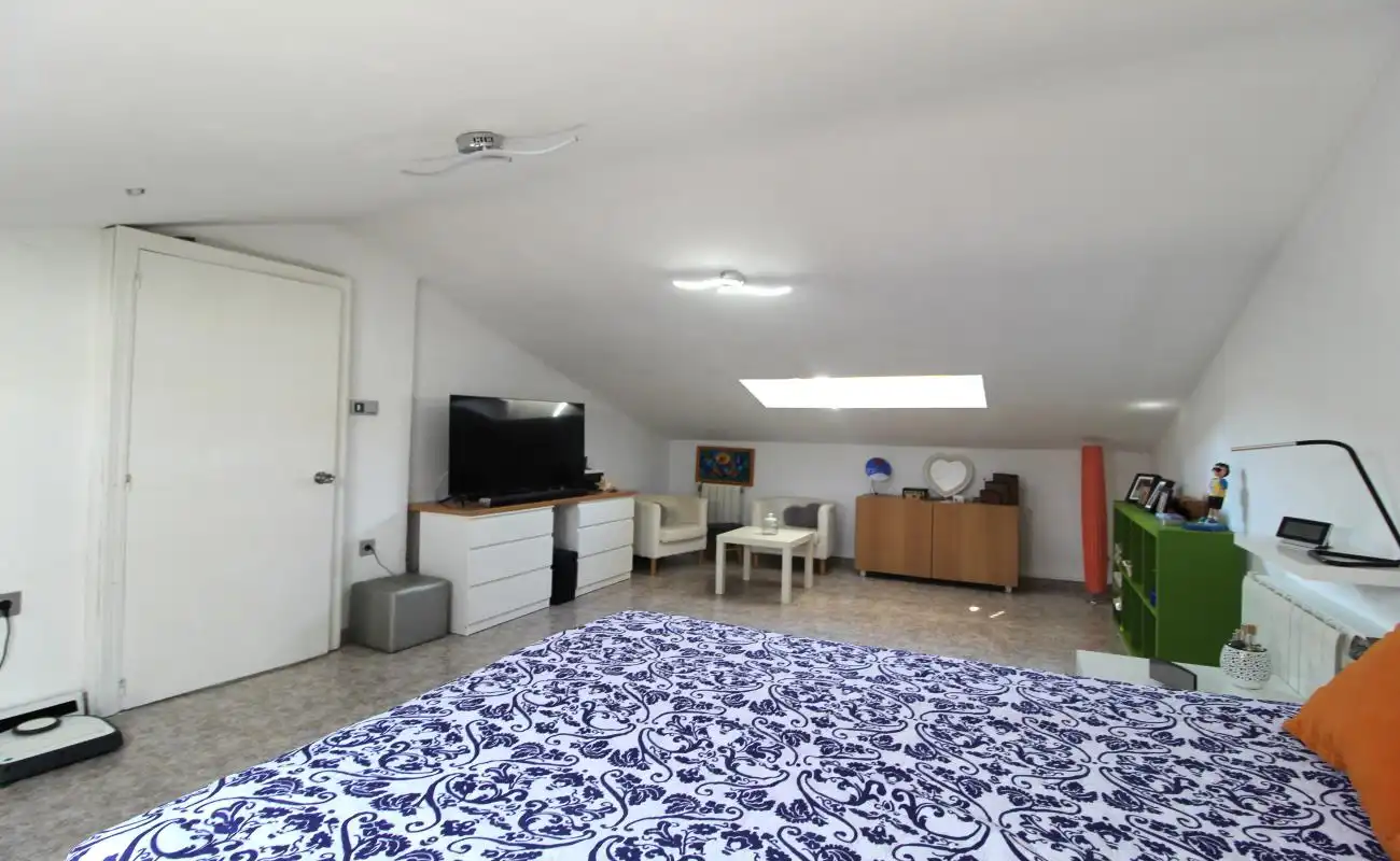 Casa o chalet en venta en L'Eliana con Aire acondicionado, Calefacción y Jardín privado