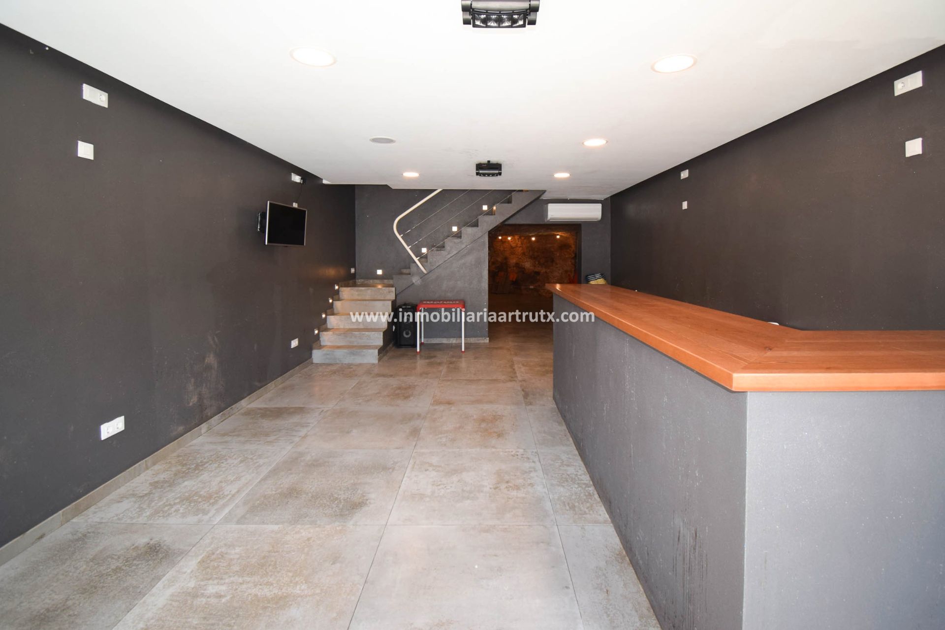 Premises for sale in Ciutadella de Menorca  with Air Conditioner