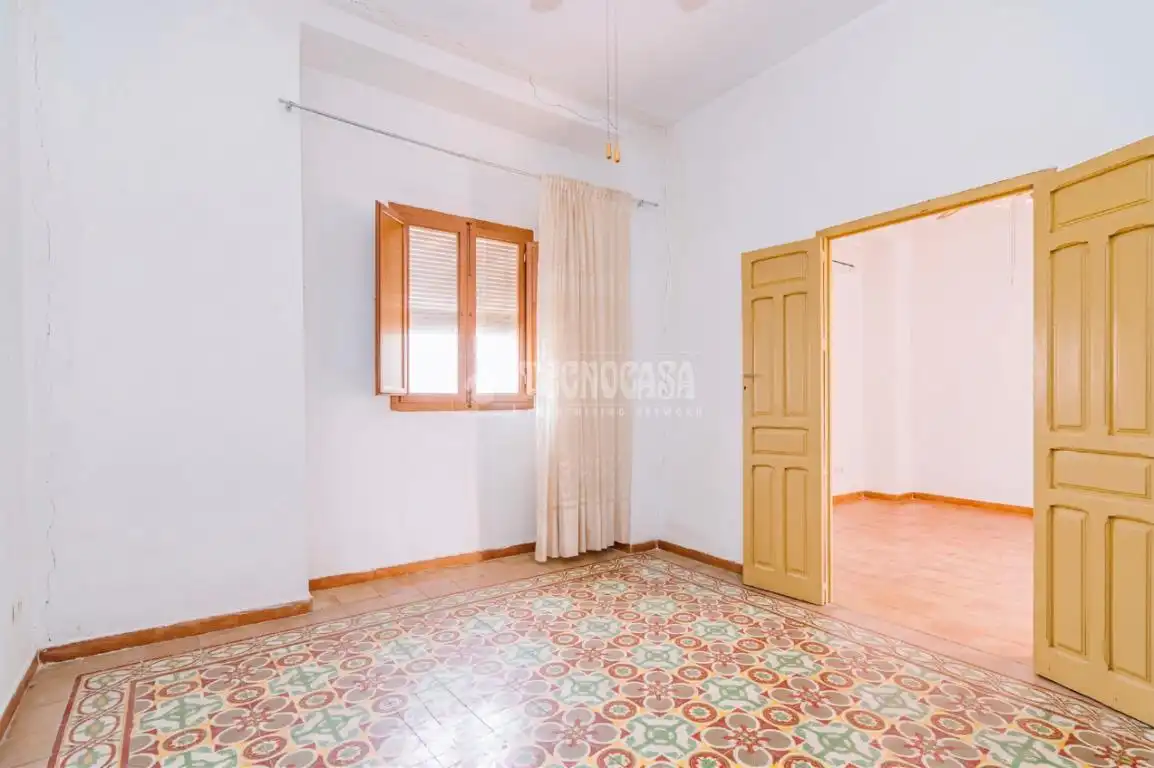 Habitación de Casa adosada en venta en Loja con Aire acondicionado, Calefacción y Jardín privado
