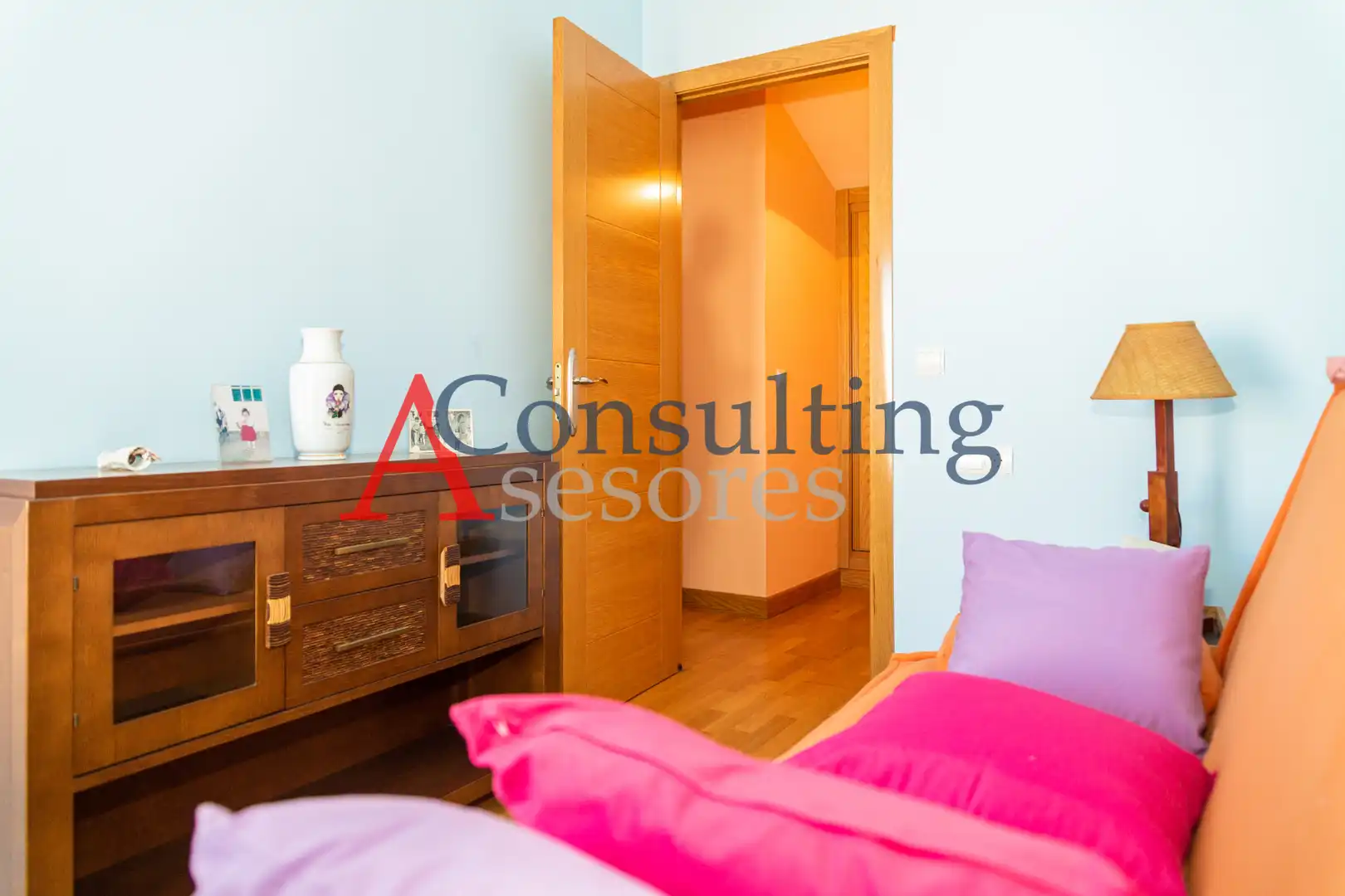 Habitación de Dúplex en venta en San Juan del Puerto con Amueblado, Horno y Lavadora