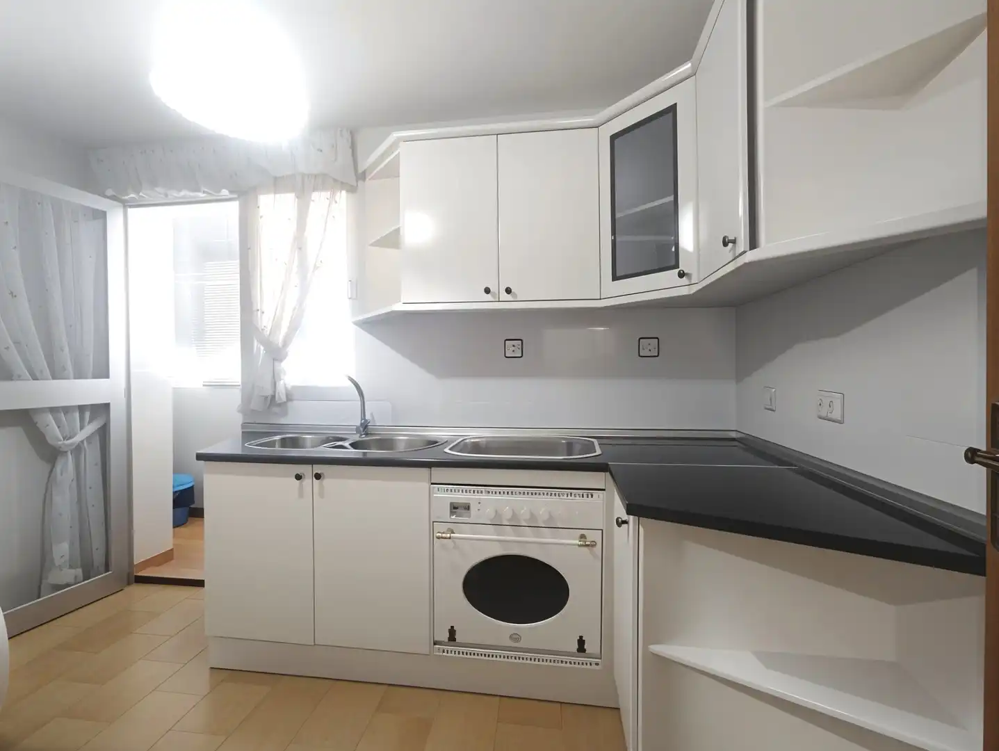 Cocina de Piso en venta en Almendralejo con Aire acondicionado, Trastero y Amueblado