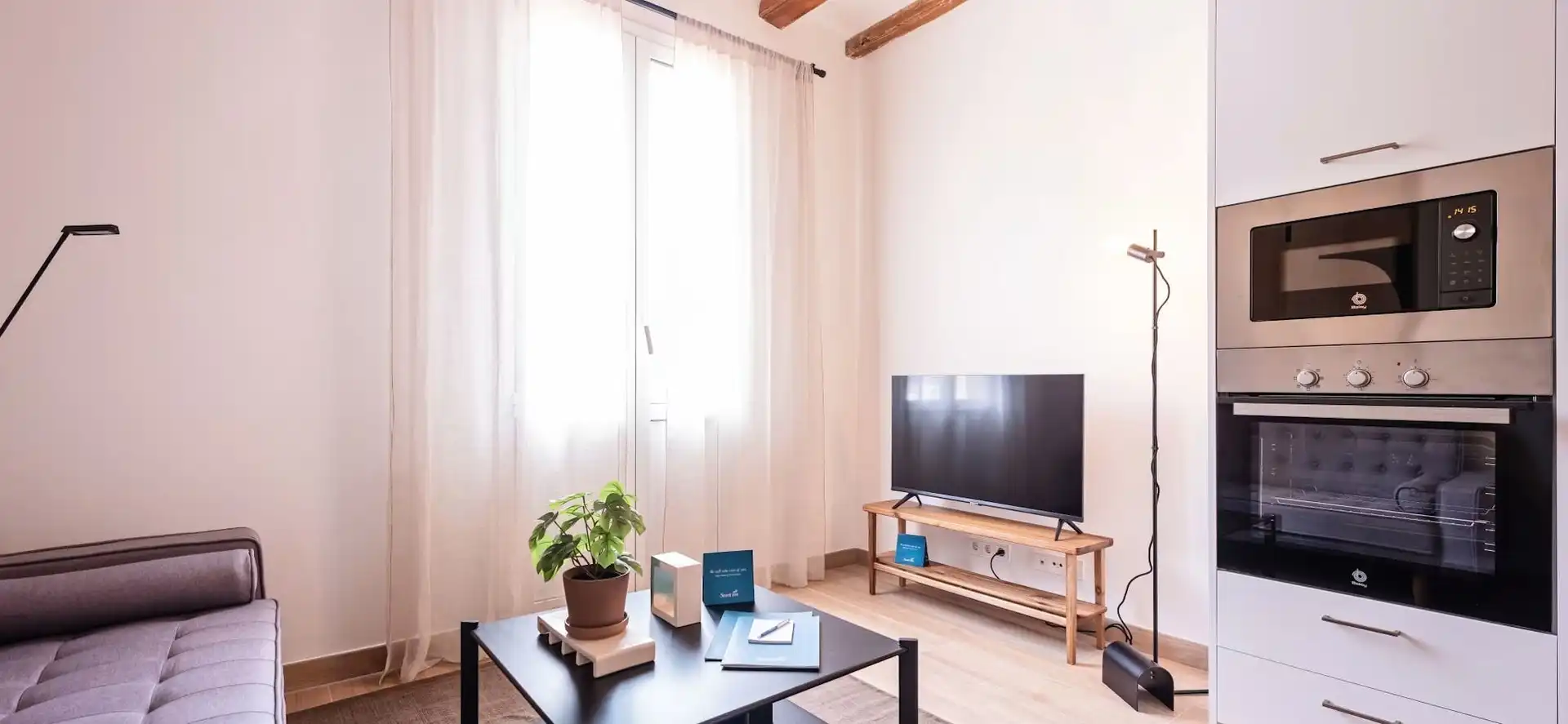 Wohnzimmer von Wohnung zur Miete in Barcelona mit Klimaanlage, Heizung und Möbliert
