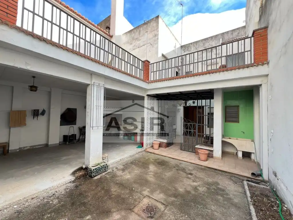 Exterior view of Houses for sale in La Llosa de Ranes  with Air Conditioner and Terrace