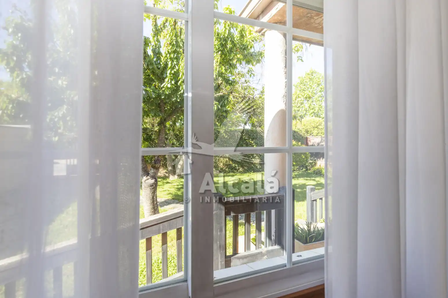 Jardín de Casa adosada en venta en Villalbilla con Aire acondicionado, Calefacción y Parquet
