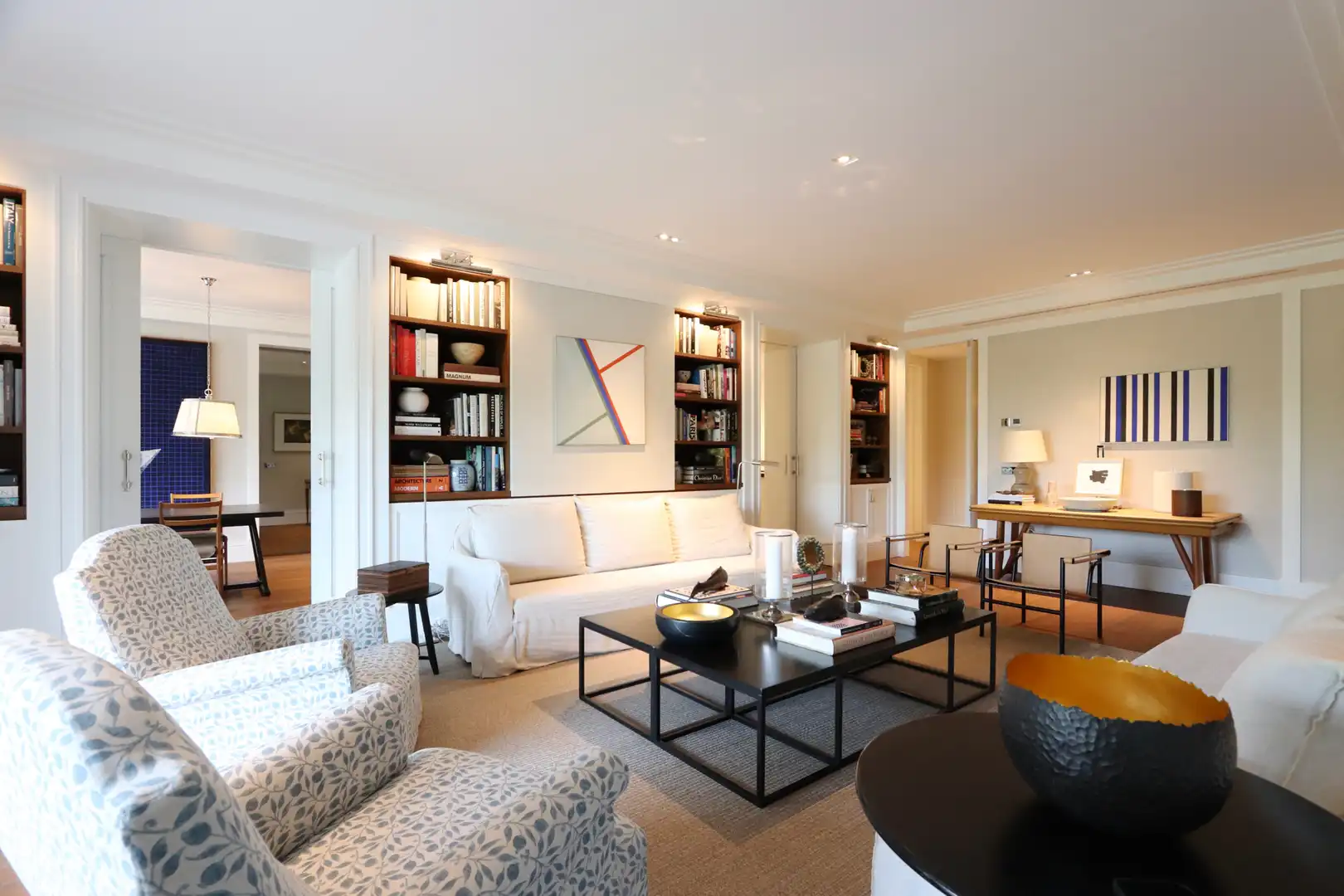 Living room of Flat for sale in Madrid  with Air Conditioner, Heating and Parquet flooring