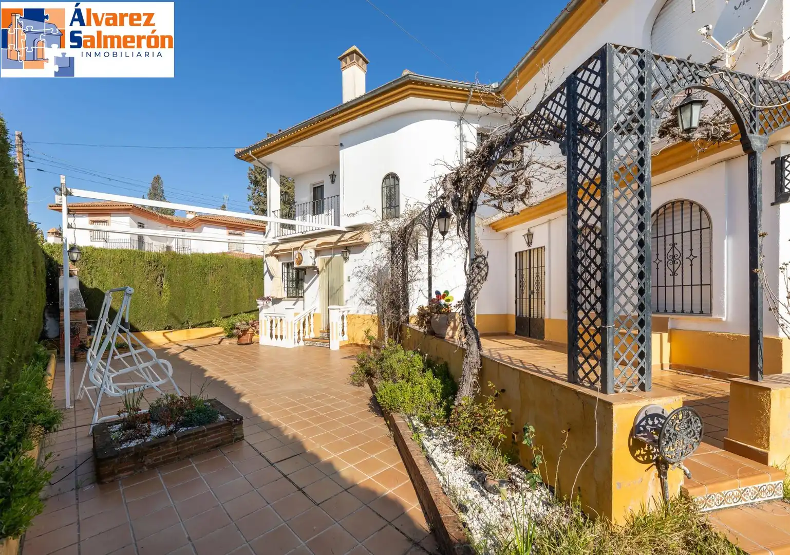 Jardí de Casa o xalet en venda en Albolote amb Jardí privat, Terrassa i Traster