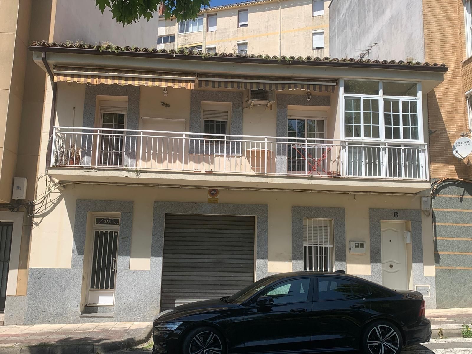 Vista exterior de Casa o chalet en venta en Plasencia con Calefacción