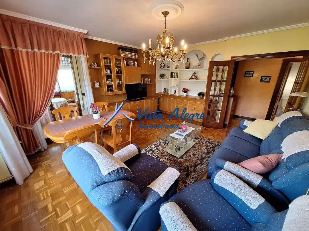 Sala de estar de Piso en venta en Haro con Calefacción, Terraza y Trastero