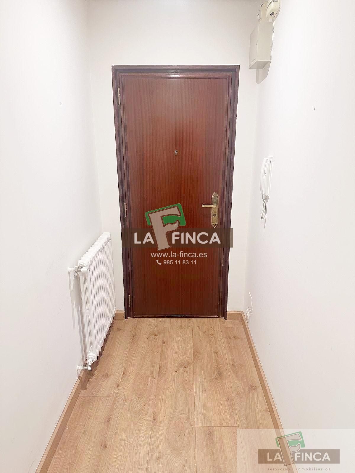 Pis de lloguer en Oviedo  amb Calefacció i Parquet