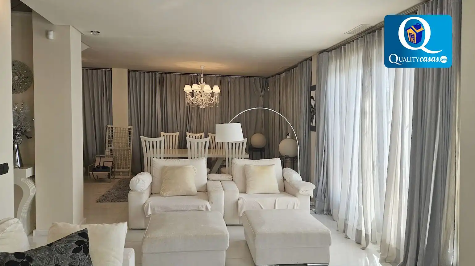 Chalet con terraza en venta en Golf Bahía, imagen 8