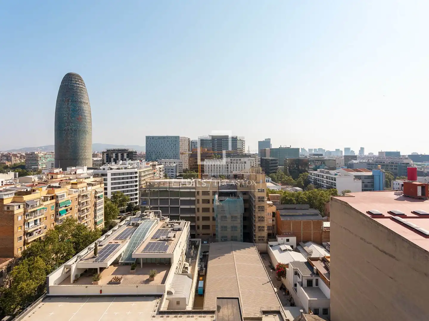 Exterior view of Flat for rent in Barcelona  with Air Conditioner, Heating and Parquet flooring