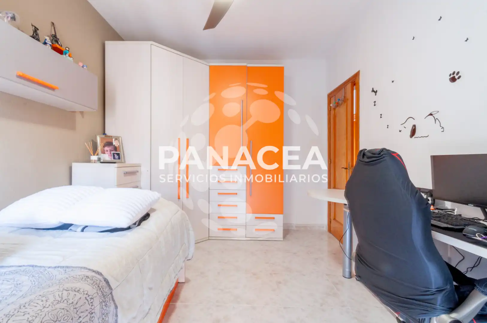 Houses for sale in Roquetas Pueblo