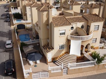 Maisonette mit Pool zum Verkauf in N/A