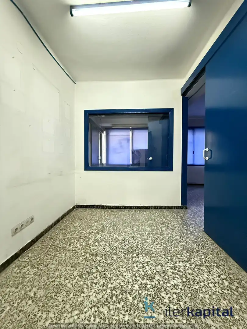 Wohnung zum Verkauf in Lleida mit Klimaanlage und Abstellraum