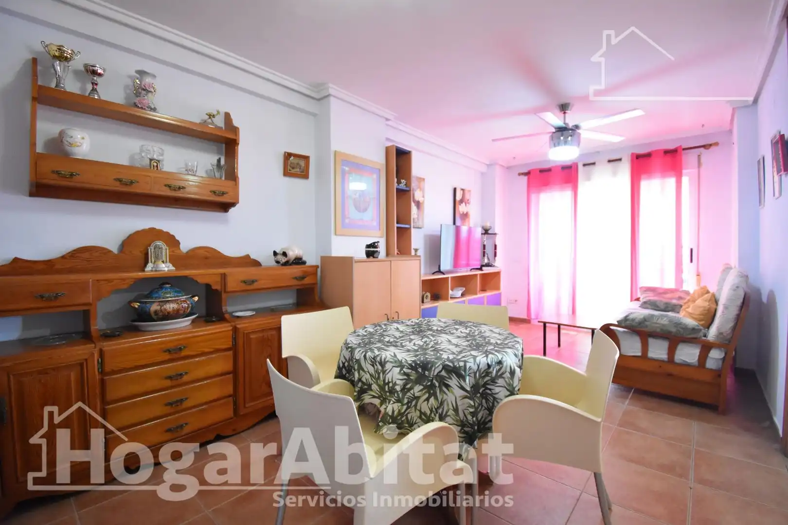 Sala d'estar de Pis en venda en Tavernes de la Valldigna amb Terrassa, Traster i Balcó