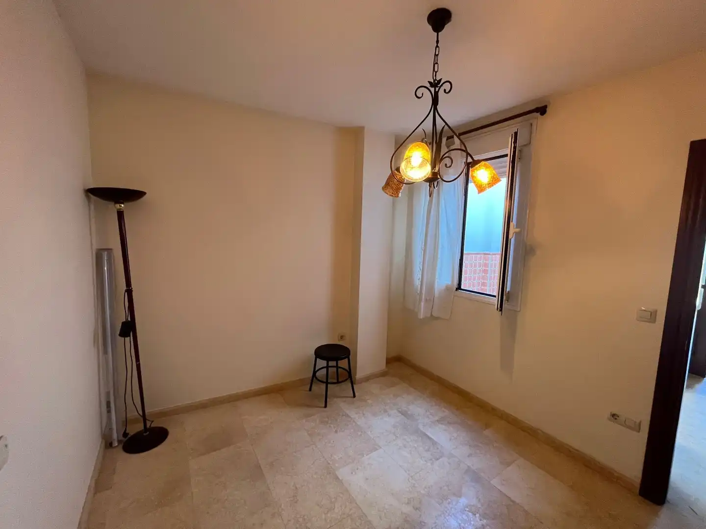 Flat with terrace for sale in Calle Ronda del Fresno 8, imagen 8