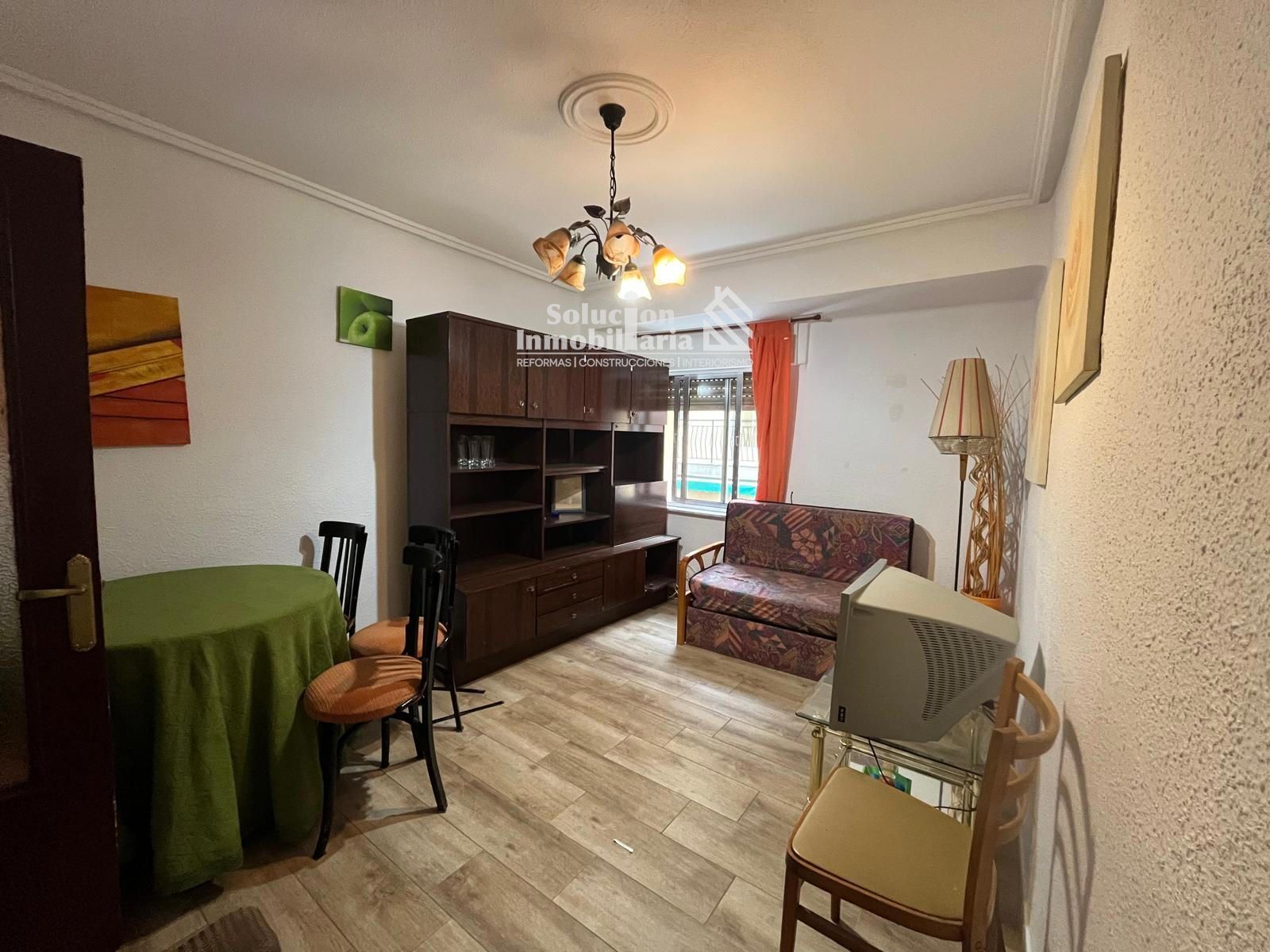 Sala d'estar de Pis en venda en Salamanca Capital amb Calefacció, Terrassa i Traster