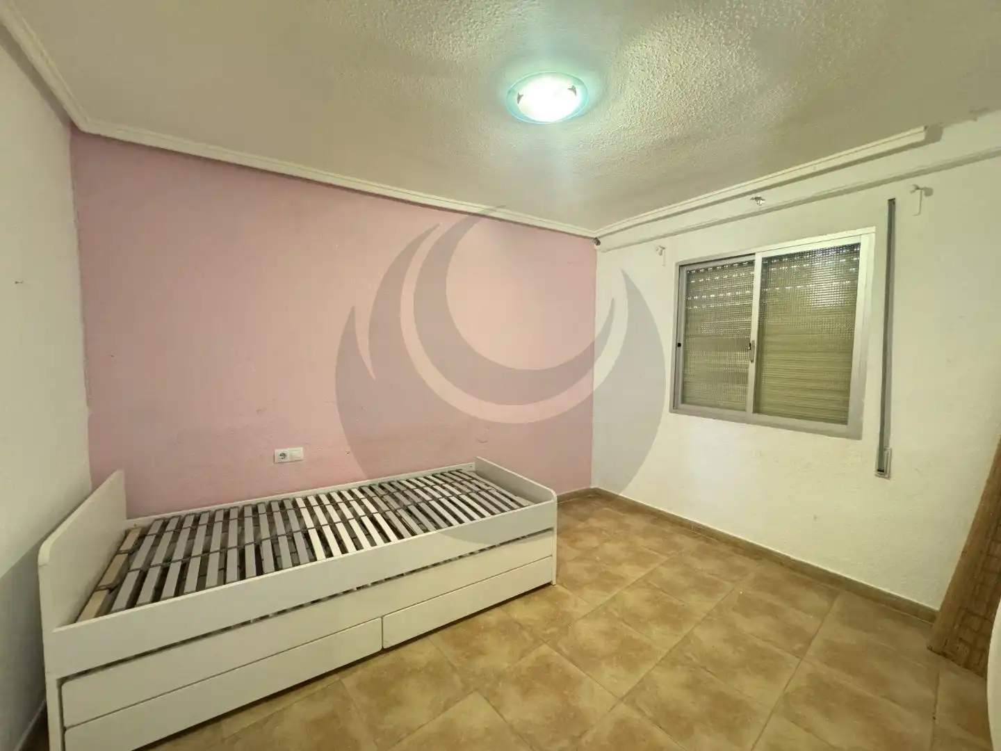 Piso en venta en Chiva con Balcón