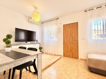 Casa a schiera con piscina in affitto a Nueva Torrevieja - Aguas Nuevas