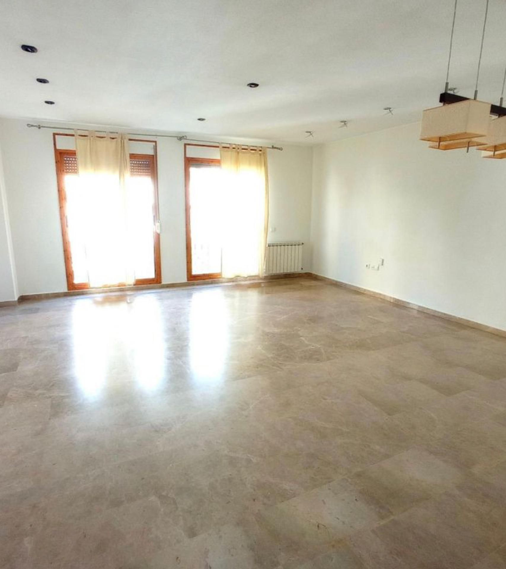 Sala de estar de Piso en venta en Mislata con Aire acondicionado, Terraza y Trastero