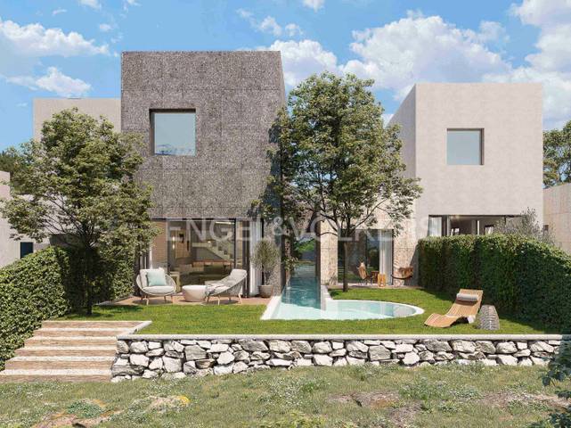 Casa adosada en Venta en Casco Antiguo