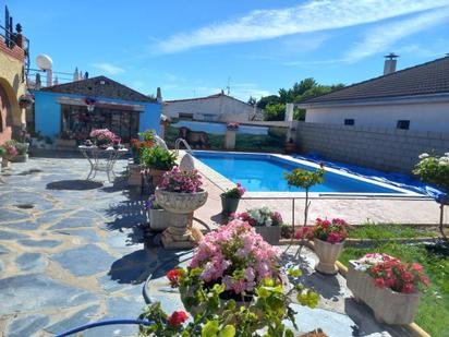 Piscina de Casa o xalet en venda en Calvarrasa de Abajo amb Terrassa i Traster