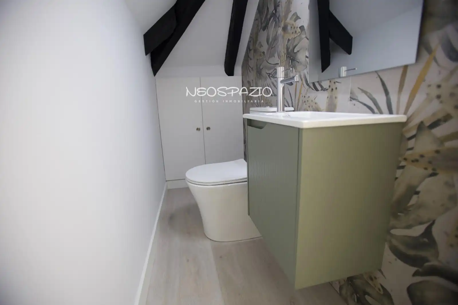 Bany de Casa o xalet en venda en Lugo amb Calefacció i Alarma
