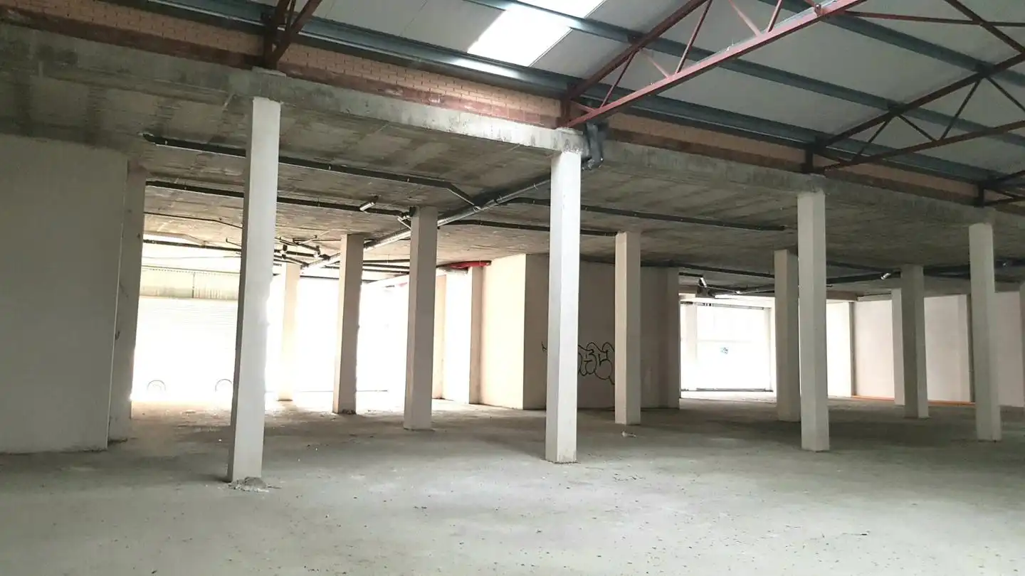 Locale commerciale in vendita a Passatge Sant Jeroni, imagen 4