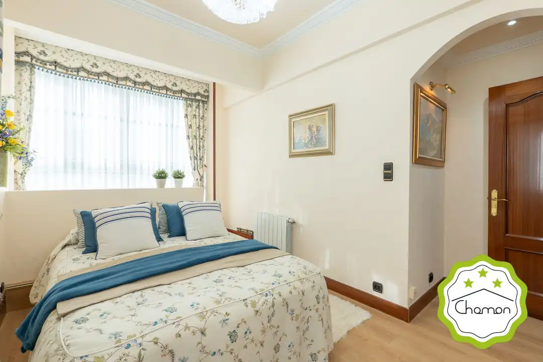 Schlafzimmer von Wohnung zum Verkauf in Bilbao  mit Heizung und Privatgarten