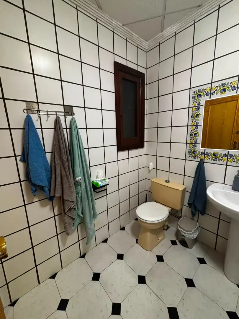 Baño de Piso en venta en Bigastro con Amueblado