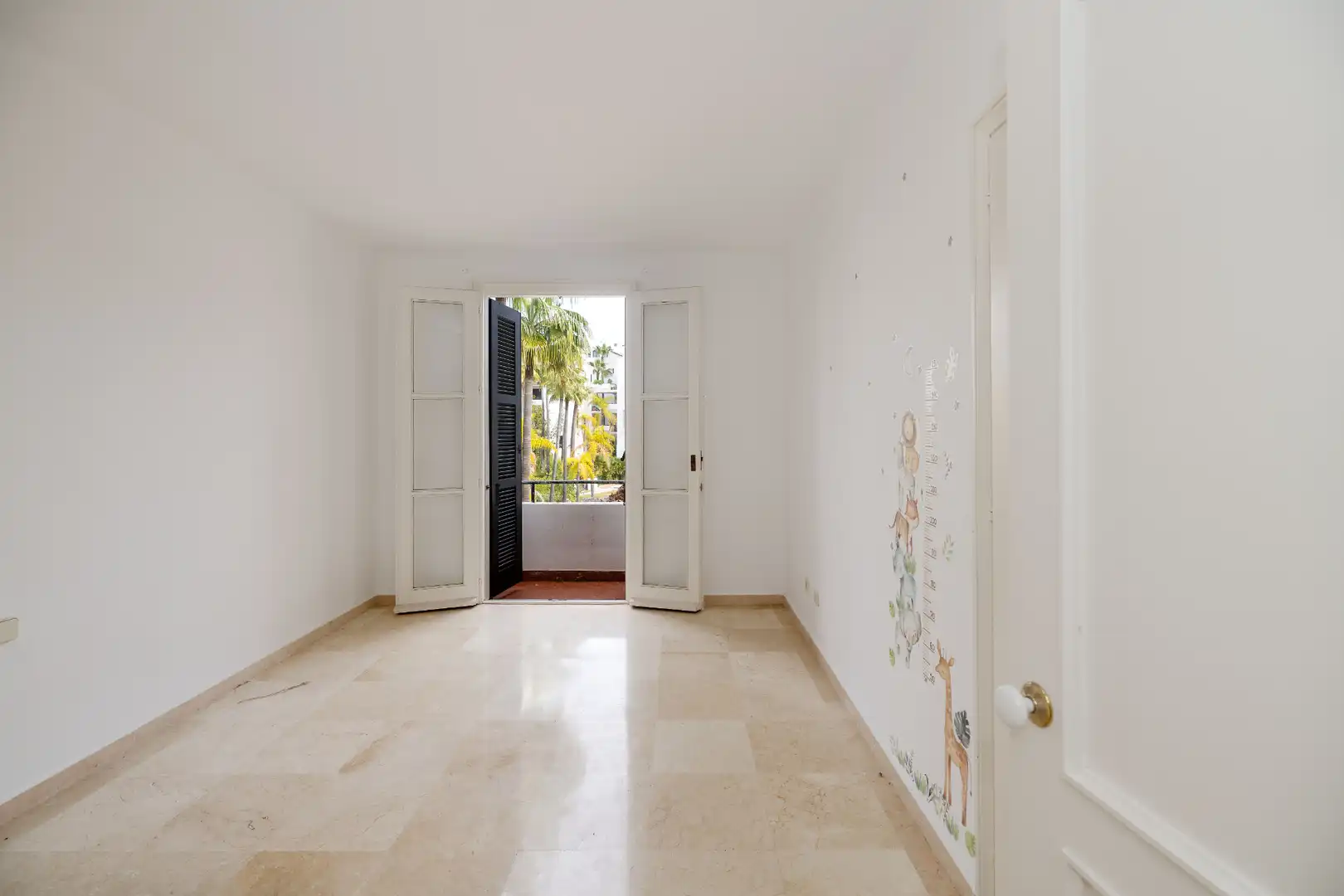 Piso en venta en Marbella con Terraza, Trastero y Balcón