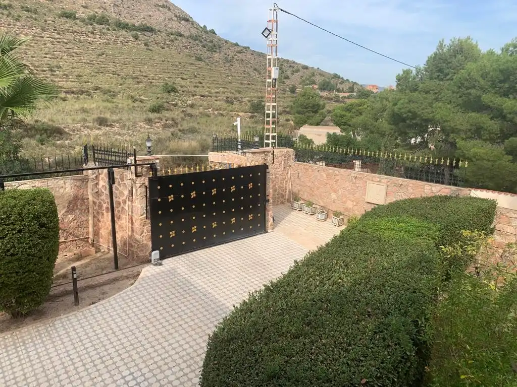 Casa o xalet en venda a Novelda