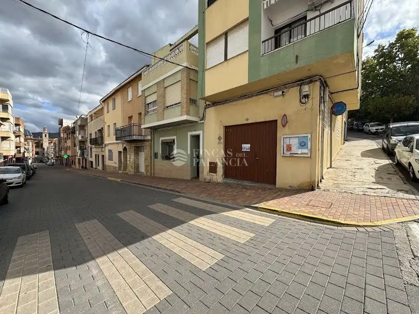 Exterior view of Garage for rent in Soneja
