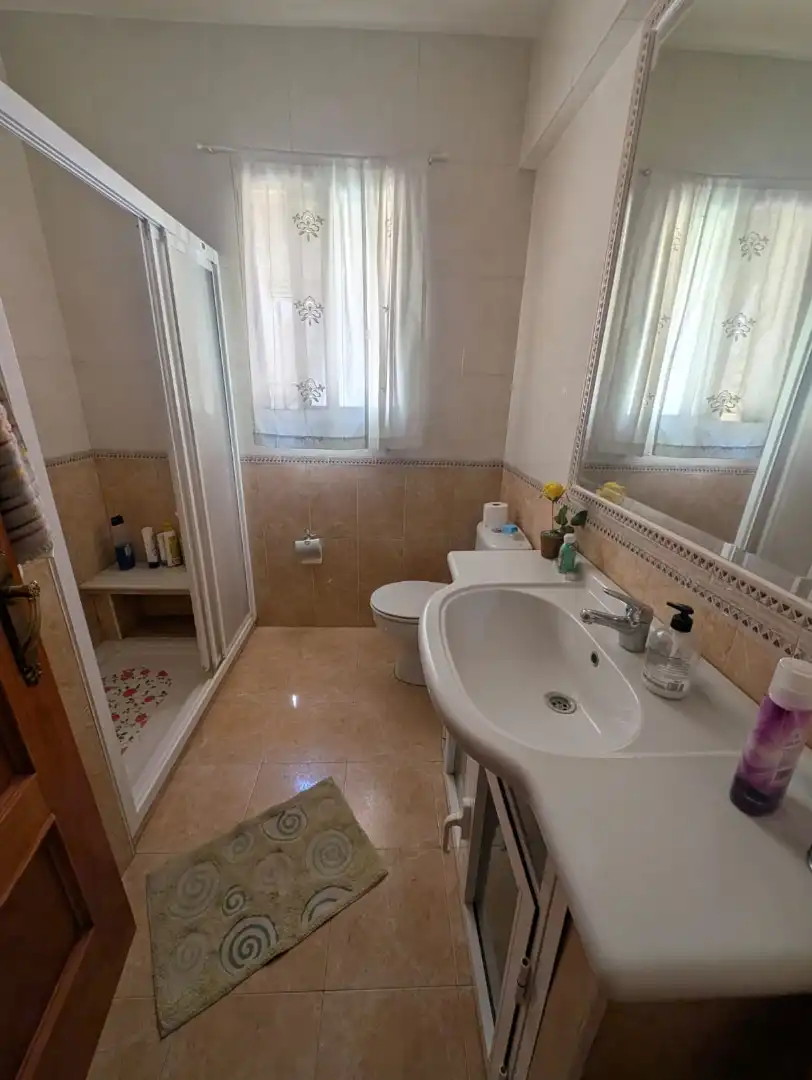 Bathroom of Flat for sale in Lucena  with Air Conditioner, Private garden and Furnished